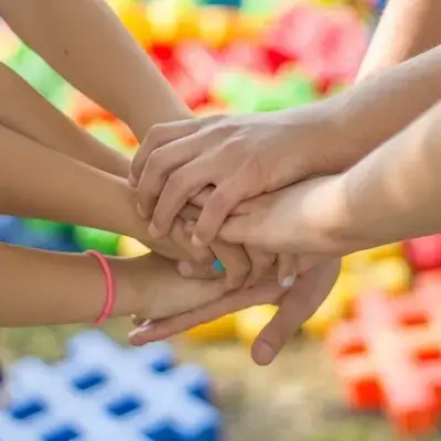 Kinderhände Beobachtung und Dokumentation Kinderhände Beobachtung und Dokumentation